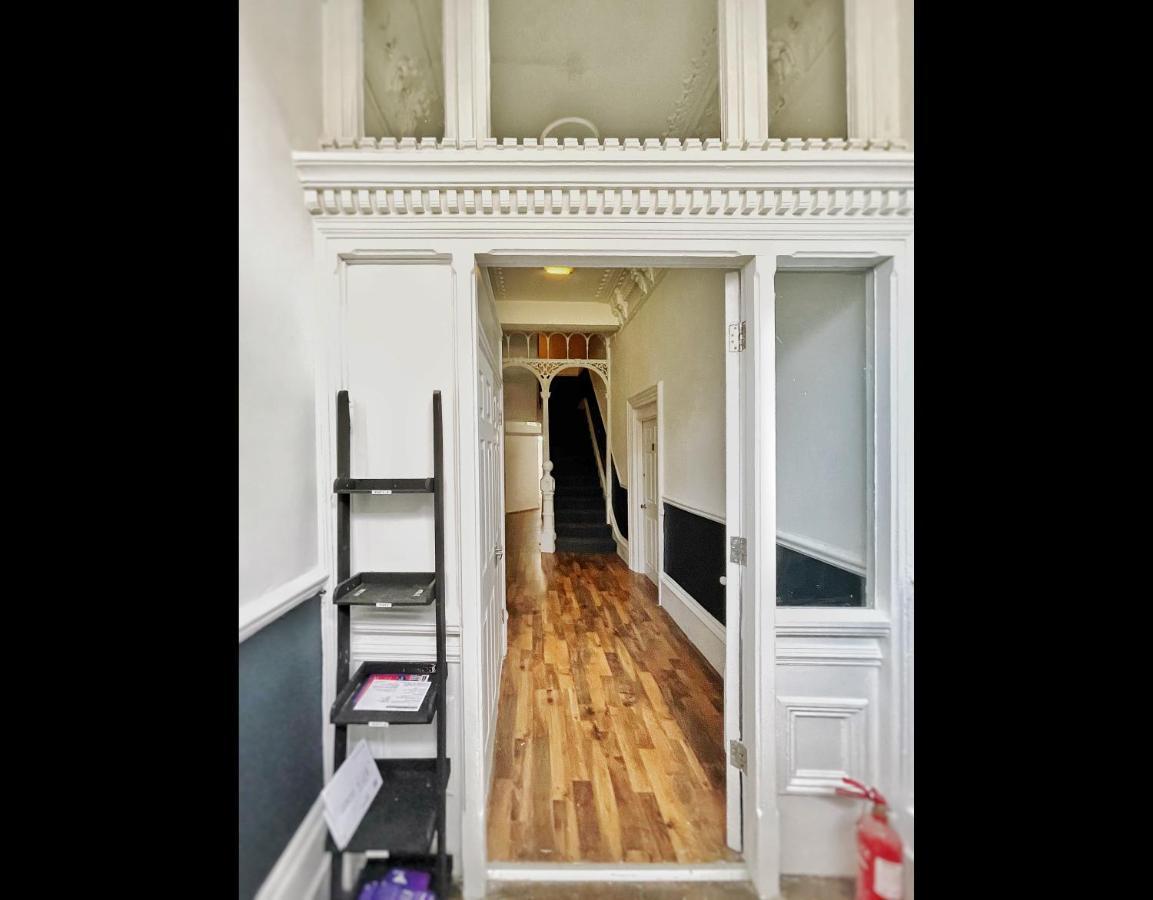Adeamstays Provides Beautiful Centrally Located 1 And 2 Bed Apartments On Liverpools Boulevard Extérieur photo