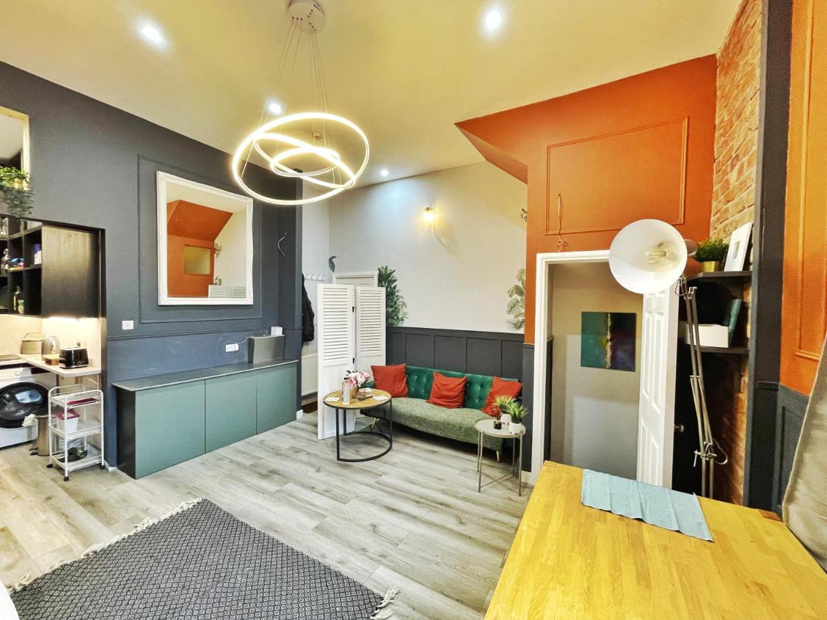 Adeamstays Provides Beautiful Centrally Located 1 And 2 Bed Apartments On Liverpools Boulevard Extérieur photo