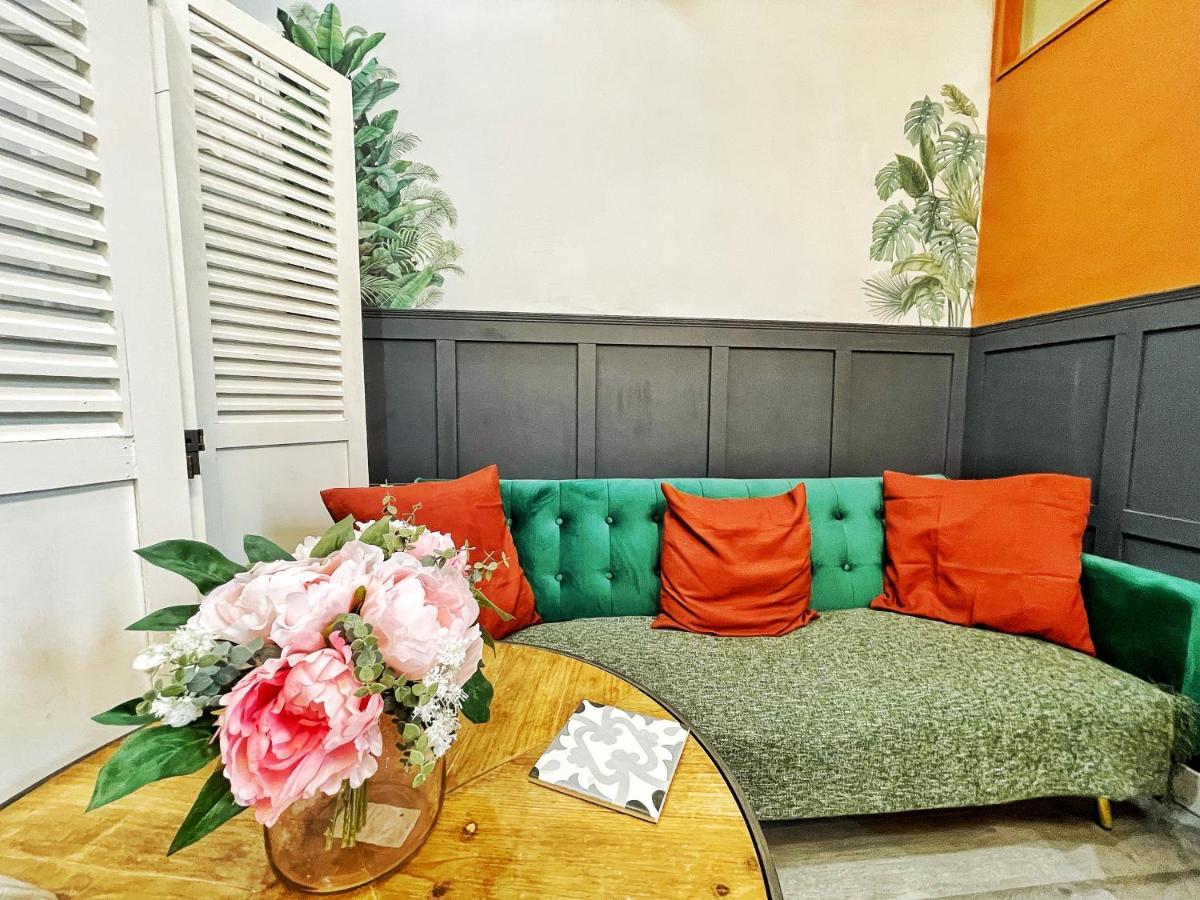 Adeamstays Provides Beautiful Centrally Located 1 And 2 Bed Apartments On Liverpools Boulevard Extérieur photo